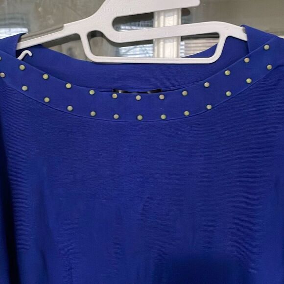 Preowned United States sweater studded shirt sleeve cobalt blue size medium - Picture 2 of 6